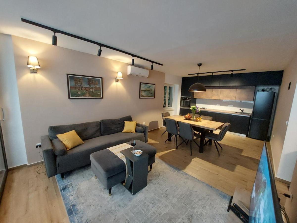 Anago Apartments ザダル エクステリア 写真