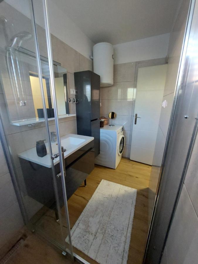 Anago Apartments ザダル エクステリア 写真
