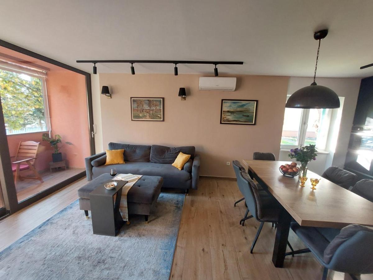Anago Apartments ザダル エクステリア 写真